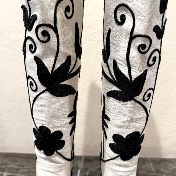 NEW O-Suzani Boot Company Embroidered Leather Over The Knee Boots - Picture 7 of 14